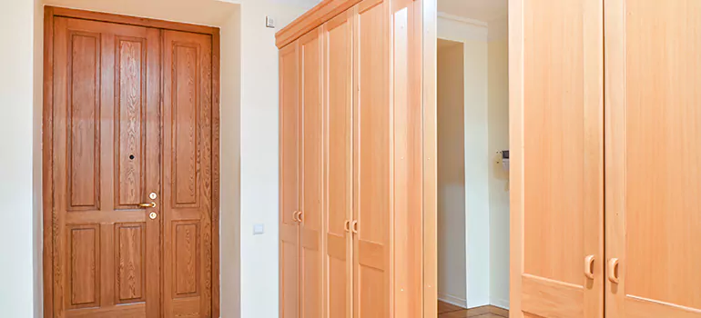 Glass Closet Door Repair in North Miami Beach, FL